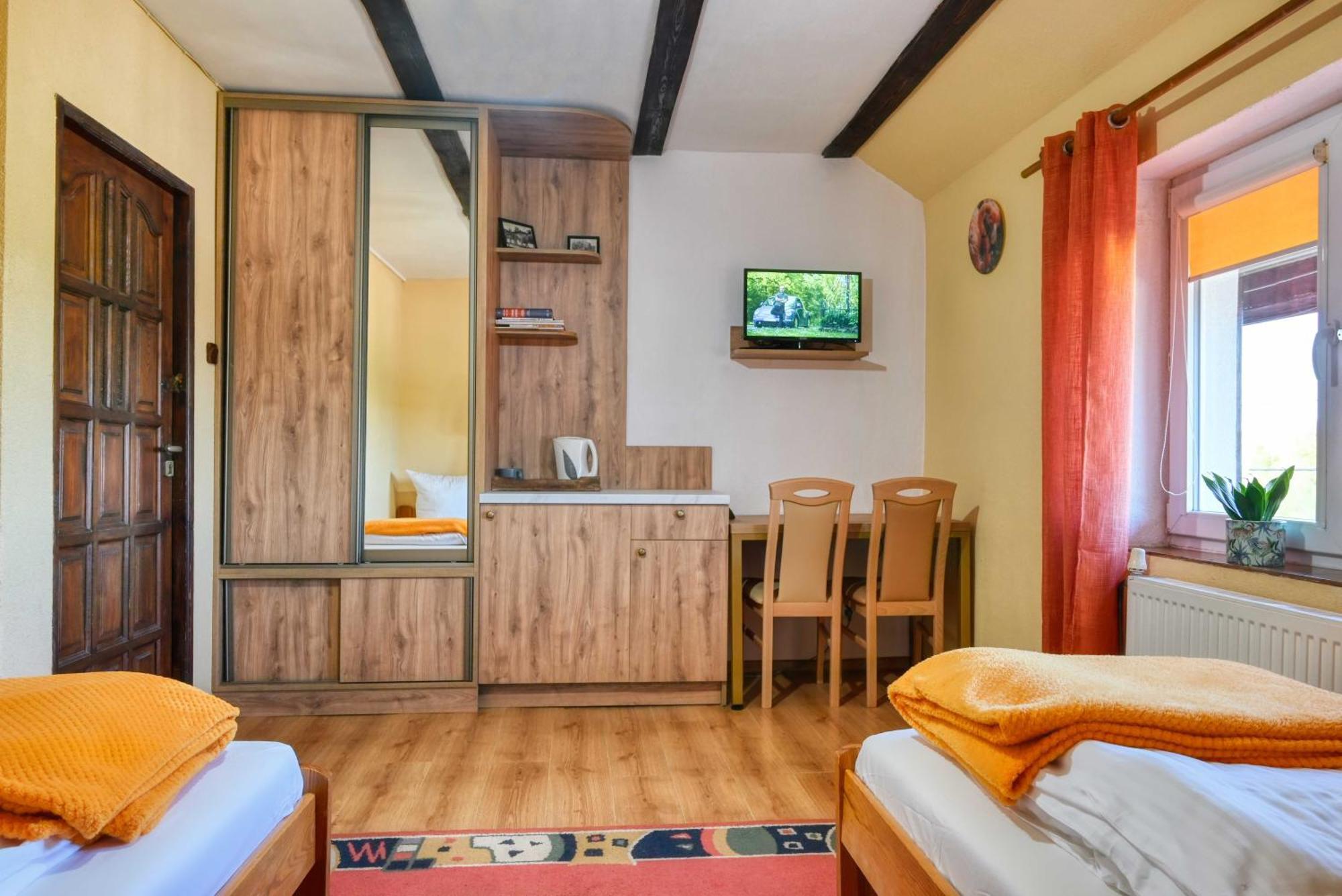 Osrodek Jagienka Zieleniec Bed and Breakfast Duszniki Zdrój Exteriör bild